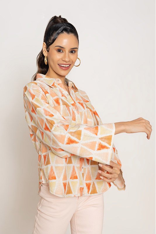 GEOMETRIC PRINT SHIRT
